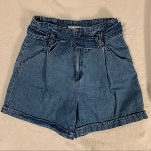 Dynamite high rise pleated denim shorts
